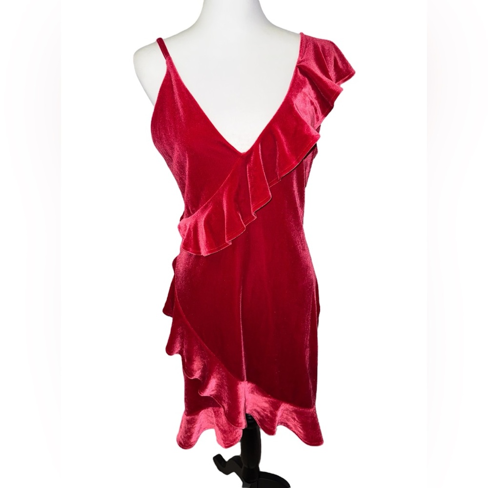 NWT Express Red Velvet Ruffle One Shoulder Dress women’s size Medium New